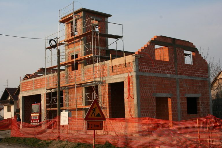 Radovi na vatrogasnom domu – slijedi krov!